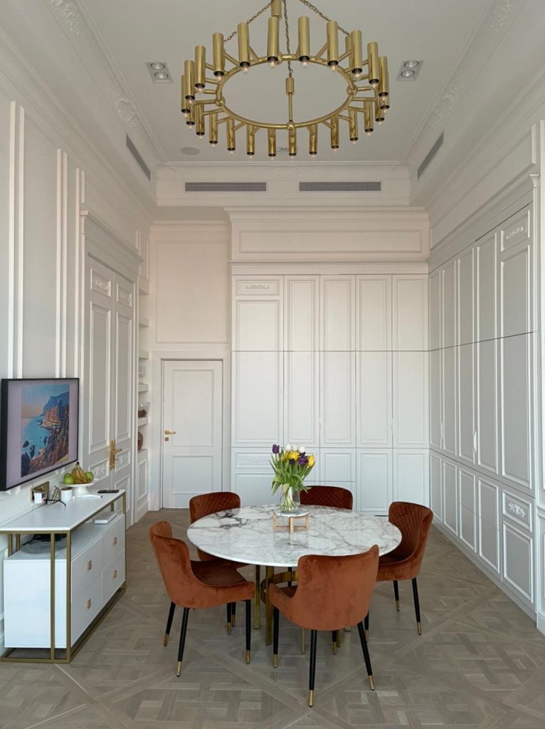 Aa11e3f4 b635 4318 b4f4 bcfd4ab58e46 766x1024